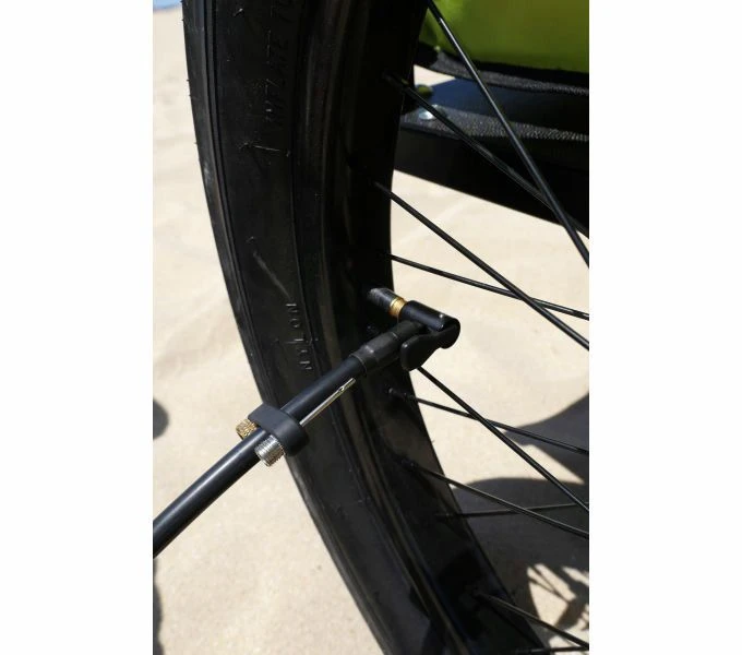 Michelin Akku-Luftpumpe Digital 10 Bar 3 Michelin Akku-Luftpumpe Digital 10 Bar – Bild 3