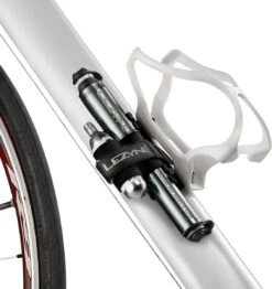 Lezyne Minipumpe CNC Pressure Drive CFH Schwarz-glÀnzend