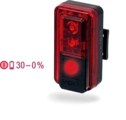 VDO EcoLight M90 Set USB Akku-Lichtset Mit Bremslichtautomatik 19 VDO EcoLight M90 Set USB Akku-Lichtset Mit Bremslichtautomatik -e-bikes4you vdo red plus akkuindikator 1 537x512 1